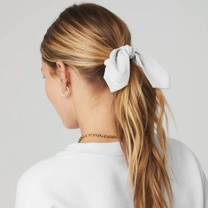 Alosoft Rhythm Scrunchie